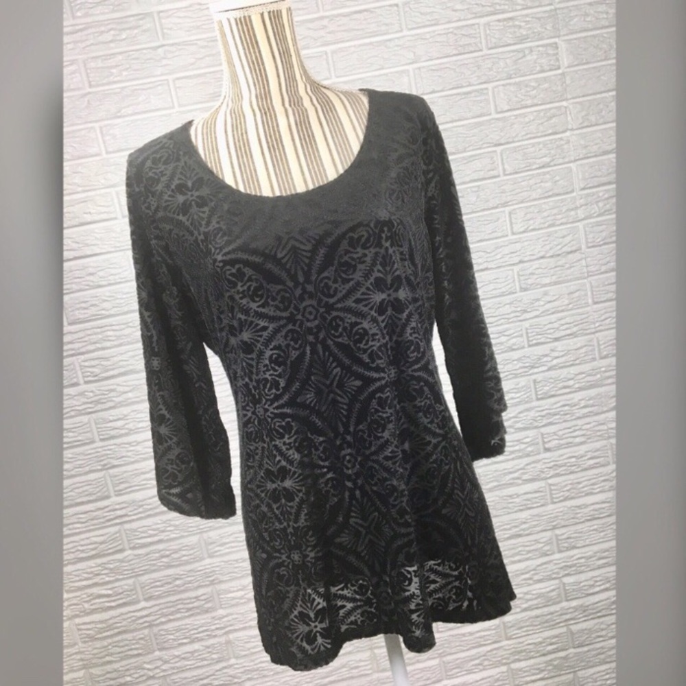 Brittany Black Black Velvet Patterned Top